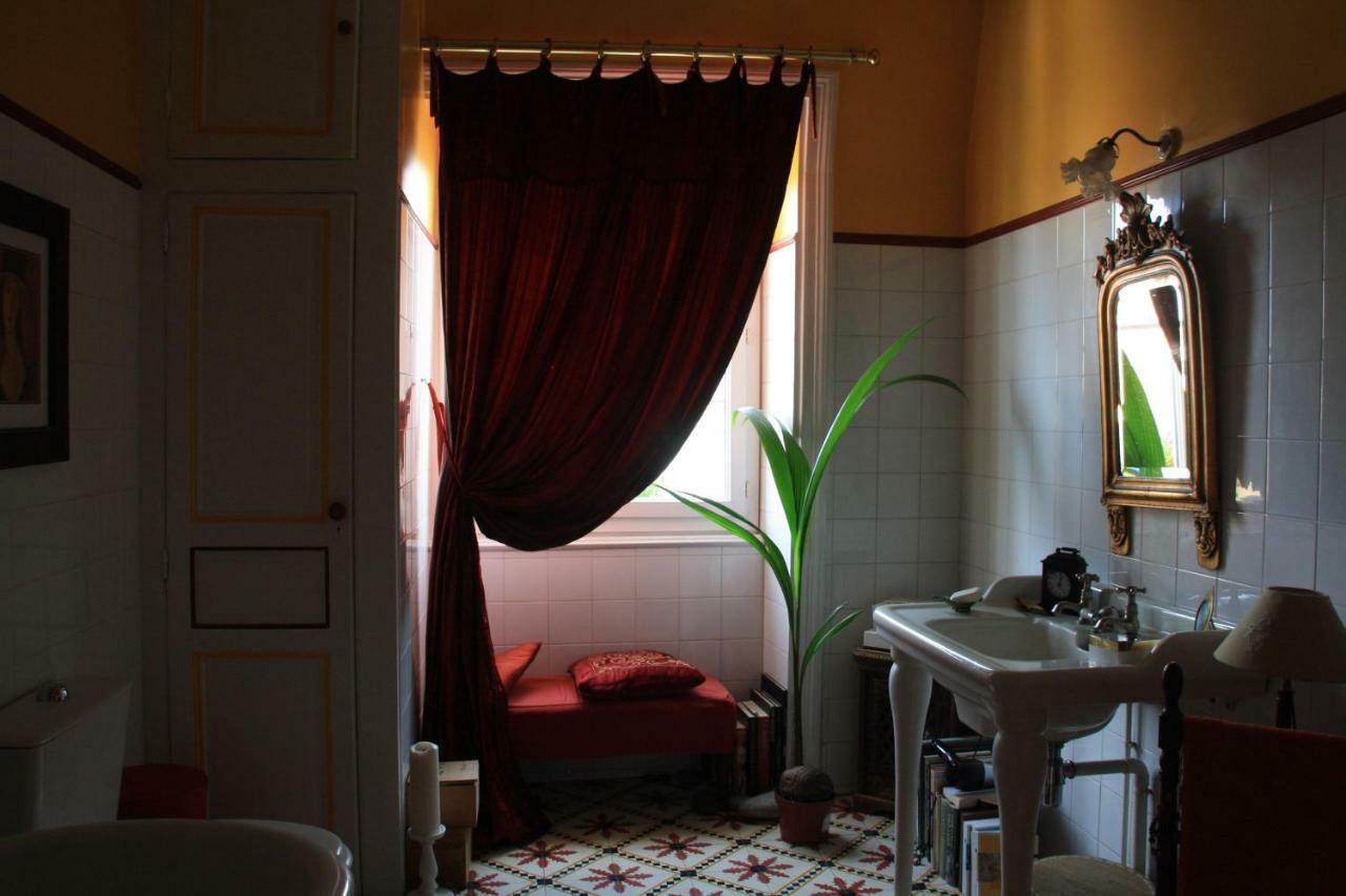 La Maison Bleue Guest house Rennes